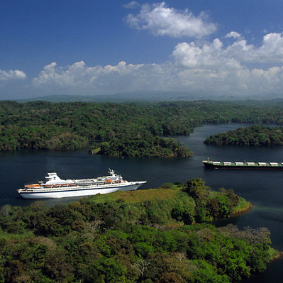 Ocean to Ocean from Pacific to Atlantic Side – Panamá helicopters